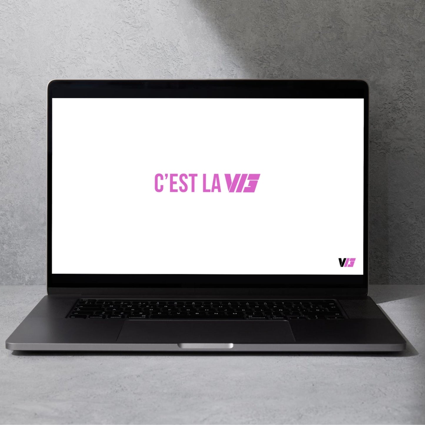 Desktop Wallpaper Pack // C'est La V13 // WHITE & PINK